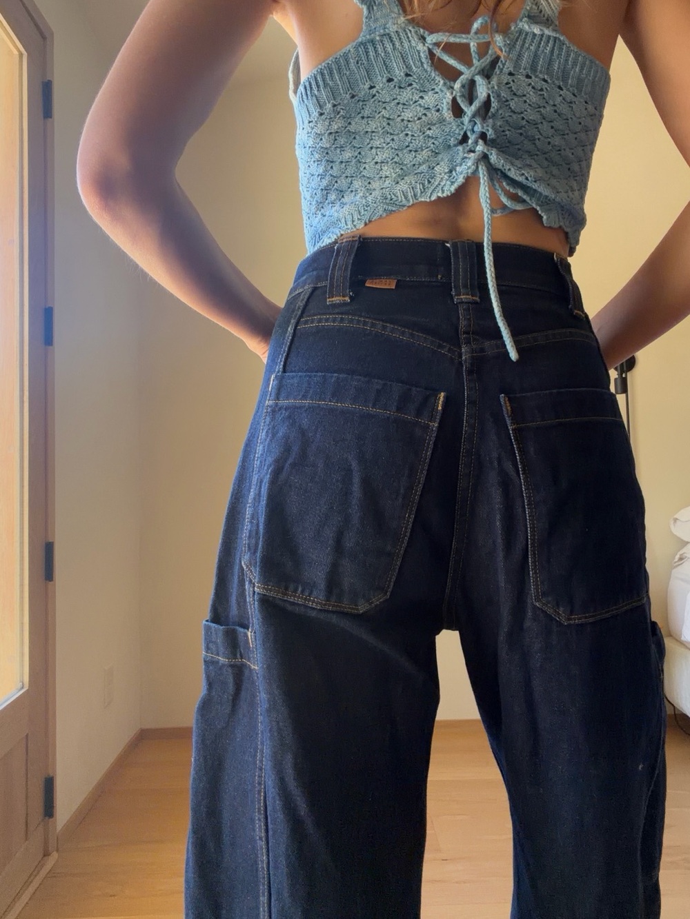 High-Rise Wide Leg Dark Blue Jeans - Classic Flare - Picture 4 of 11